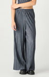 Wondrous Wide Leg Pant